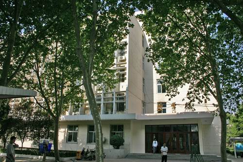 郑州水利学校教学楼之一